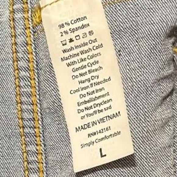 ~ NWOT ~ LULAROE ~ DENIM BLUE JEAN TYPE COAT / JACKET SIZE L / LARGE ( JAXON ?) - Picture 8 of 9